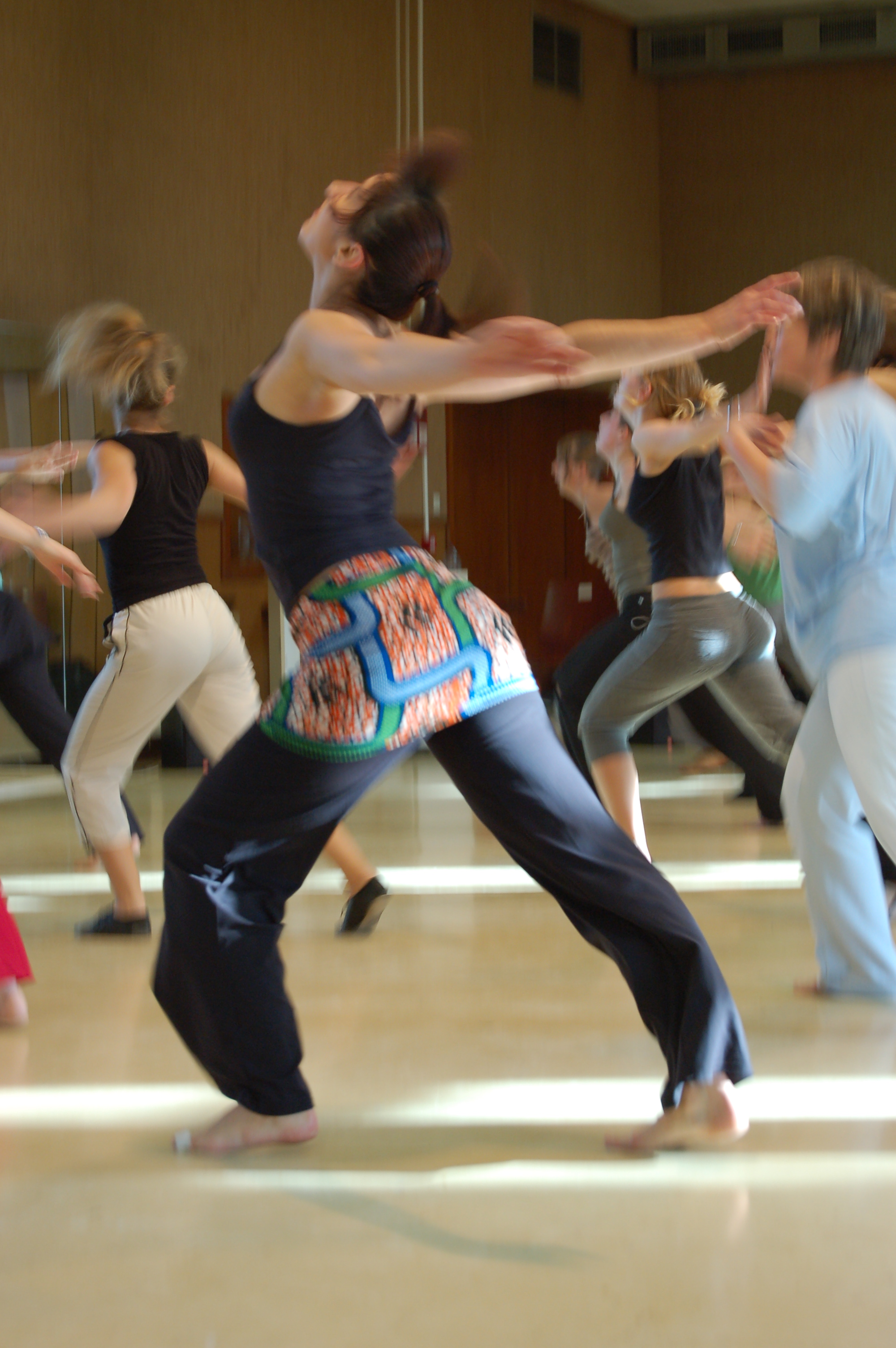 Danse Africaine avec Claudine Pissenem Danse Africaine avec Claudine Pissenem